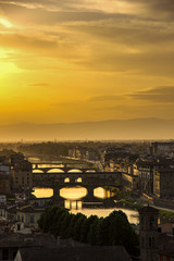 Fototapeta na wymiar Ponte Vecchio Views Sunset