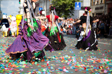 gypsy belly dancers