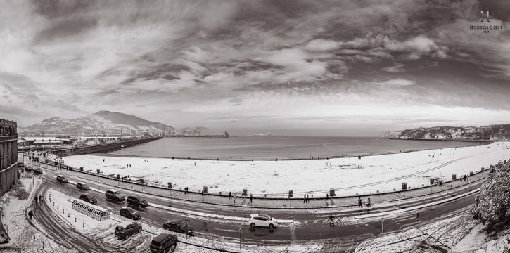 playa de ereaga en getxo, bilbao