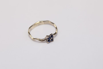 gold ring with sapphire