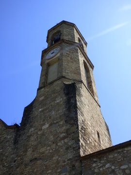 Mieras /Mieres, pueblo de la provincia de Gerona (Catalu&ntilde;a,Espa&ntilde;a) ubicado en la comarca de la Garrocha. Pertenece al Parque Natural de la Zona Volc&aacute;nica de la Garrocha