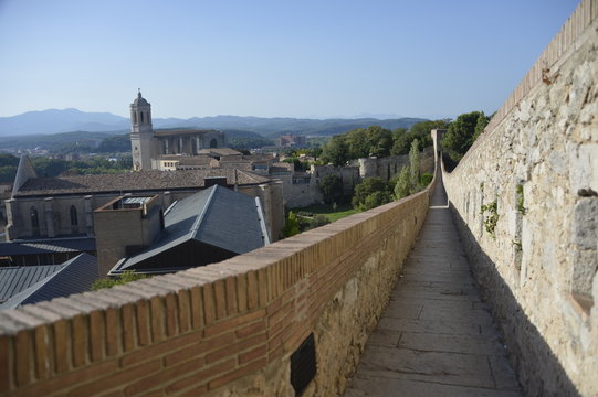 Remparts de la ville de Gerone en Espagne