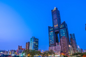 Fototapeta premium 高雄85ビルの夜景