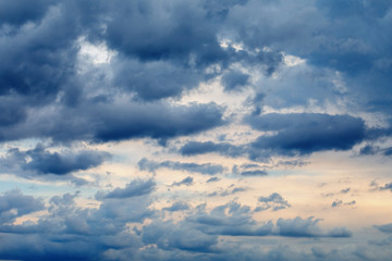 Obraz premium Texture of the sky with rain clouds