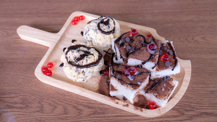 Toast bread with ice cream and jelly.