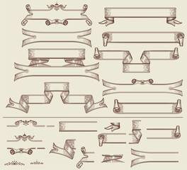 Set of banners and elements to make vintage banners © Roverto