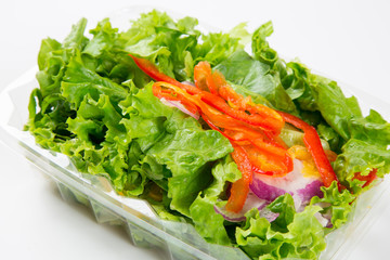 プラ容器に入ったカット野菜