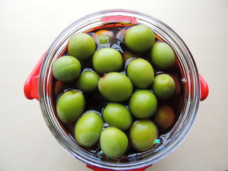 小梅の醤油漬け