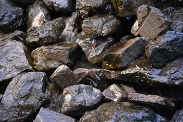 Wet big stones