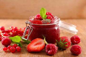 berry fruit jam