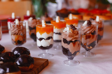 Candy Bar. Delicious sweet buffet with cupcakes. Sweet holiday buffet with cupcakes and other desserts.