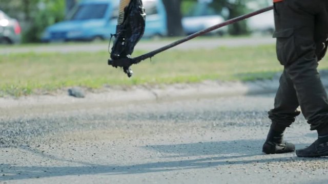 repair of roads, aying of asphalt, bitumen, blacktopping, building, traffic, worker, HD
