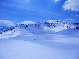 Fototapeta na wymiar Langlauf Skiwandern einsam Schnee Schneelandschaft Südtirol
