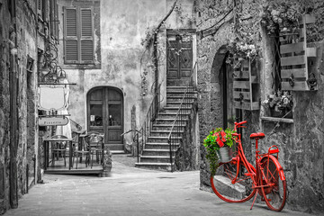 Piękna aleja w Toskanii, Stary miasteczko, Włochy - obrazy, fototapety, plakaty