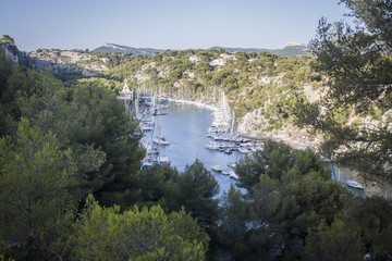 puerto deportivo en la costa azul