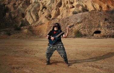 Naklejka premium ROCKEA MIENTRAS EL CORAZÓN SIGA LATIENDO