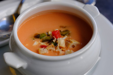 Gazpacho - Typische Suppe in Sevilla, Spanien