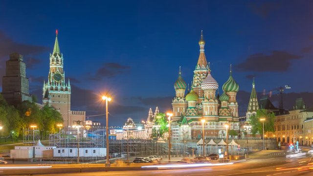 Moscow city skyline night timelapse at Red Square and Saint Basil 's Catherdral, Moscow Russia 4K Time Lapse