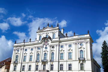 Fototapeta na wymiar Archiepiscopal Palace in Prague