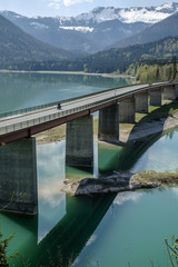 Obraz na płótnie Canvas Sylvensteinsee, Brücke, Oberbayern