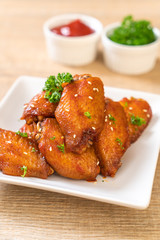 barbecue chicken wings with white sesame