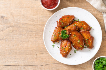 barbecue chicken wings with white sesame