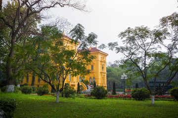 Exterior view of the Presidential Palace of Vietnam (Built between 1900 and 1906 in the style of the French Colonial architecture), Ba Dinh Square, Hanoi, Vietnam