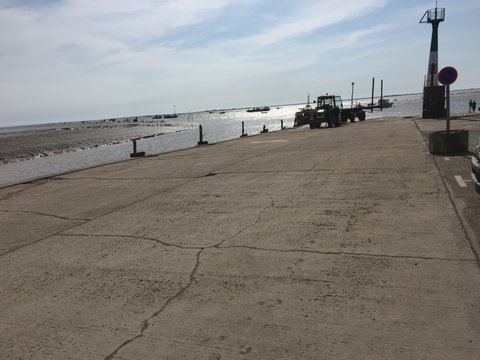 Port de p&ecirc;che des mytiliculteurs &agrave; Charron en Charente-Maritime 