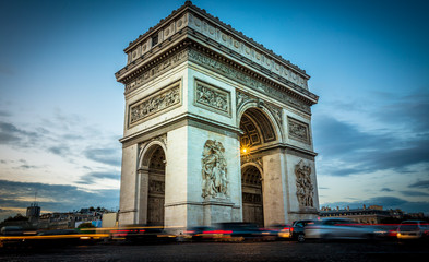 Fototapeta na wymiar Arch De Triomphe, Paris
