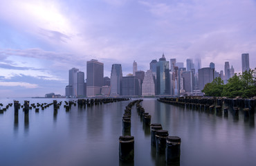 Fototapeta na wymiar Lower Manhattan viewed from Brooklyn at sunrise 
