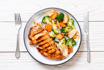 griled chicken breast steak with vegetable