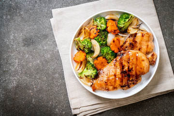 griled chicken breast steak with vegetable