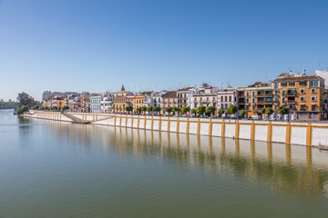 Triana et le Guadalquivir depuis Séville