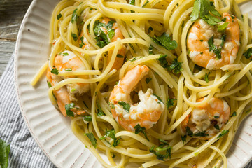 Homemade Lemon Shrimp Scampi