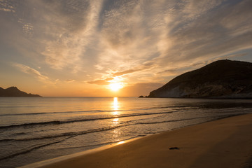 Obraz premium Sunrise on the beach of the Genoveses of Cabo de Gata