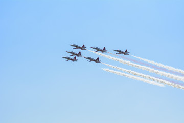 demonstrations of crazy fighter pilots