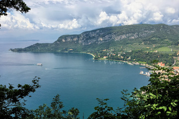 Obraz premium City Garda at Garda lake