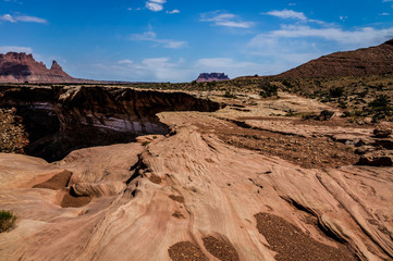 Fototapeta premium I captured this image on the road to The Maze Overlook from the Golden Stairs area in the Canyonlands National Park in Utah.