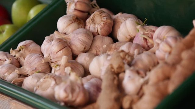 Fresh Garlic in a box 