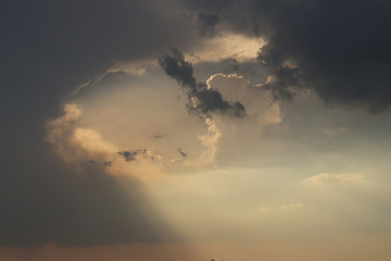 Fototapeta premium Overcast sky with clouds and gleams