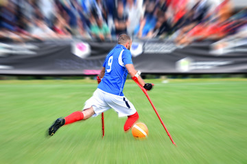 Footballeur amputé en plein match