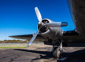 Screw engine of the old American transport aircraft Douglas DC-3