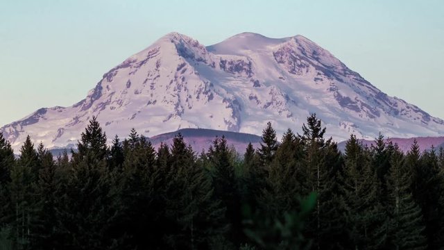 Mt Rainier Evening Timelapse Turning Pink