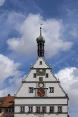 Fototapeta na wymiar Ratstrinkstube building, built in 1446, historic Rothenburg ob der Tauber, Bavaria, Germany, Europe