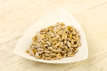 Peeled sunflower seeds