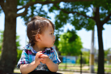 そよ風、なびく髪