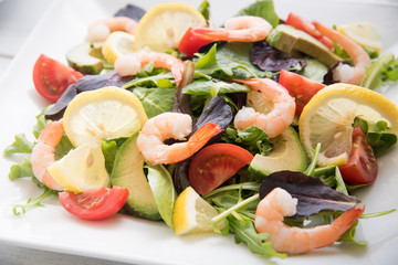 shrimp salad with avocado