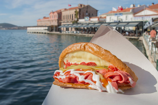 The most famous toast of Turkey; Ayvalik Toast