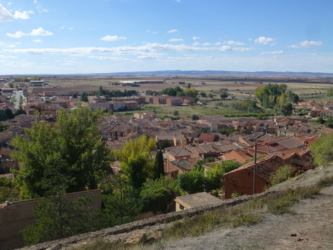 Ayllón, municipio y villa de la zona nordeste de la provincia de Segovia, Comunidad Autónoma de Castilla y León