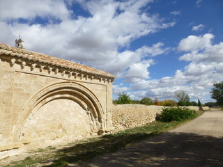 Obraz premium La Vid,localidad del municipio de La Vid y Barrios, perteneciente a la provincia de Burgos, en la Comunidad Autónoma de Castilla y León (España)